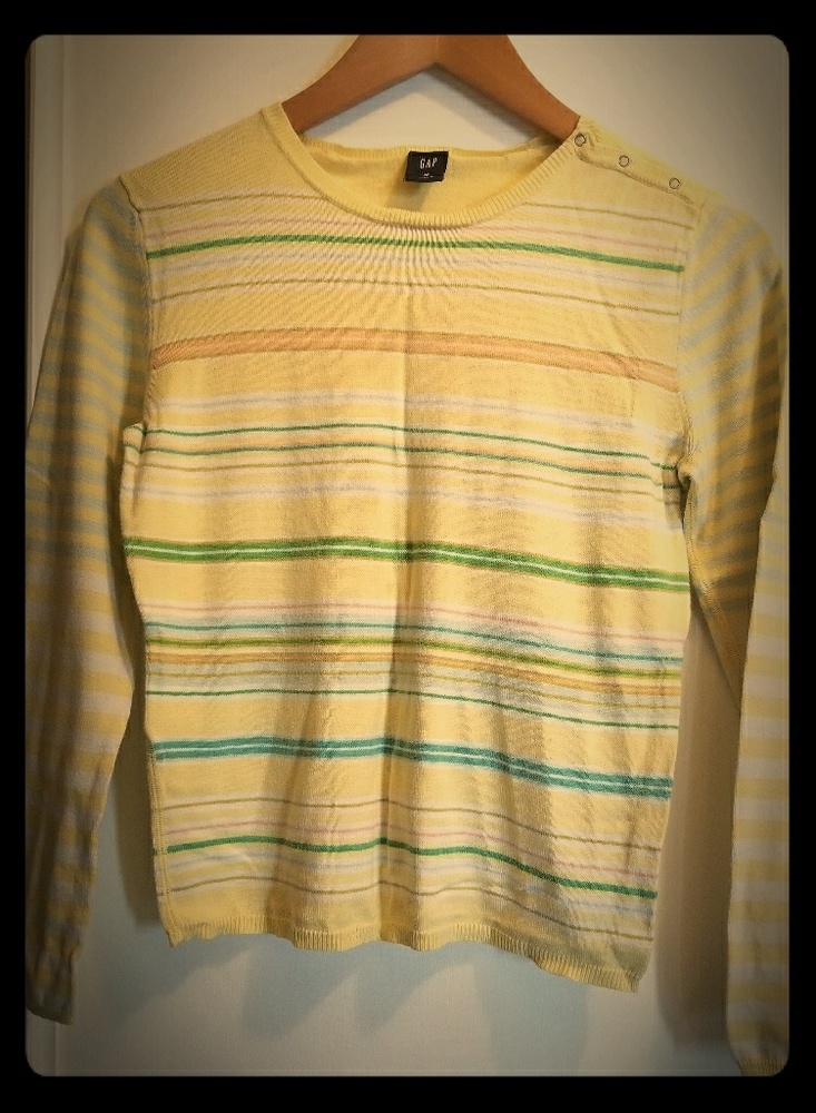Gap spring sweater🐥